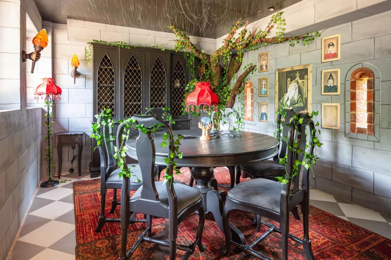 Period Luxury Converted Barn Windsor/Maidenhead - Perfect For Family Groups 태플로 외부 사진